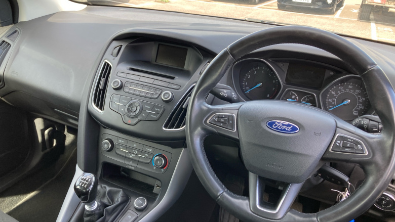 Ford Focus 1.0 EcoBoost 125 Zetec 5dr Petrol Hatchback